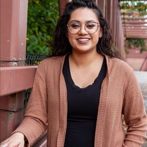 Meet your Posher, Victoria